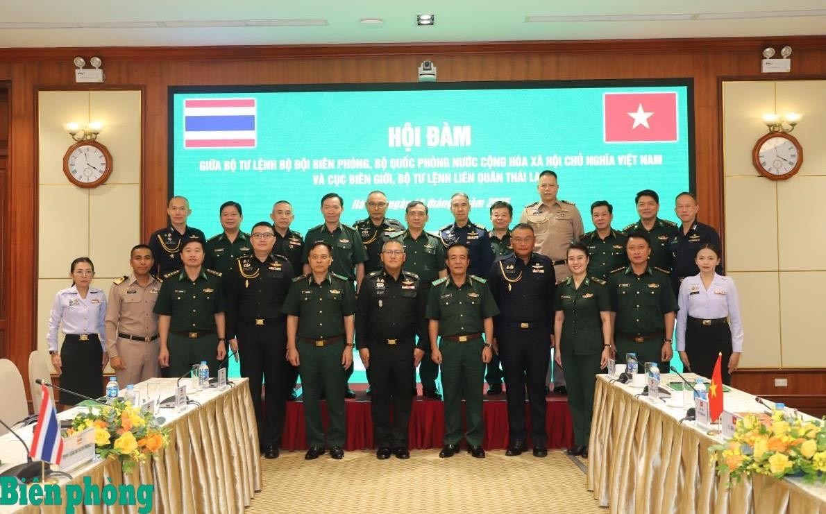 ผชท.ทร.ไทย/ฮานอย ให้การรับรองและอำนวยความสะดวก พล.ท.ณัฐพงษ์ เพราแก้ว จก.ชด.ทหาร